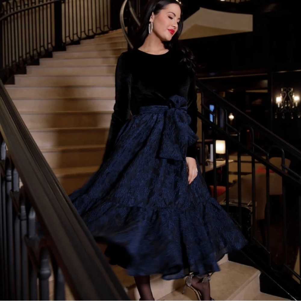 Rachel parcell Tie Waist Tiered Long Sleeve Midi Dress